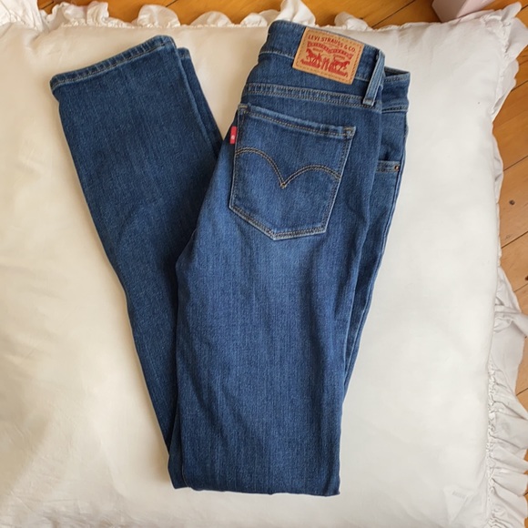 Levi jeans - Picture 2 of 5